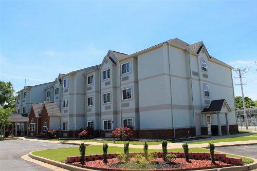 Microtel Inn & Suites By Wyndham Montgomery image 21