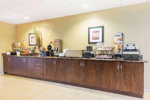 Microtel Inn & Suites By Wyndham Montgomery image 8
